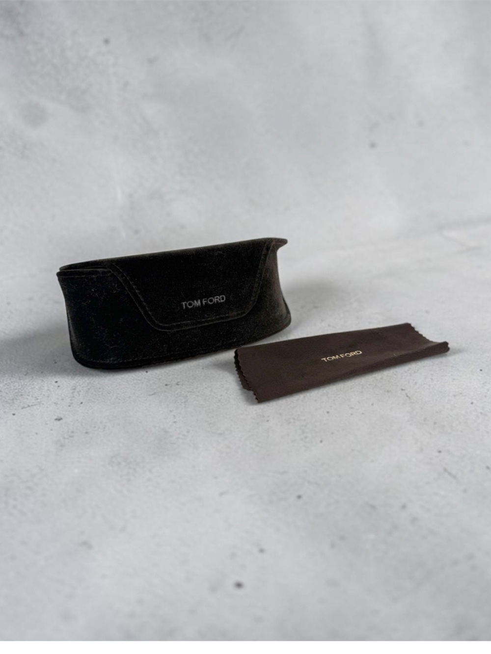 Tom Ford Velvet Magnetic Unisex Sunglass Case Black Designer Luxury